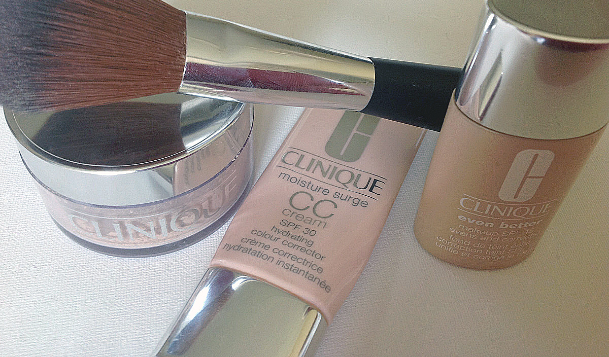 Clinique Transparency 3 face powder with CC Cream and Foundation